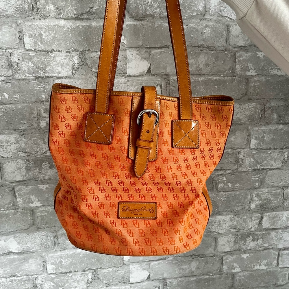 vintage Dooney & Bourke bag